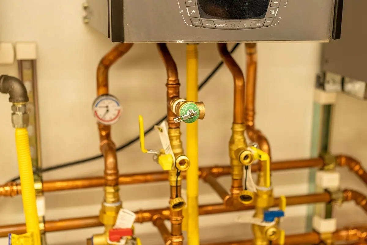 Licensed technician providing Pipe Repair for a homeowner in Oakley